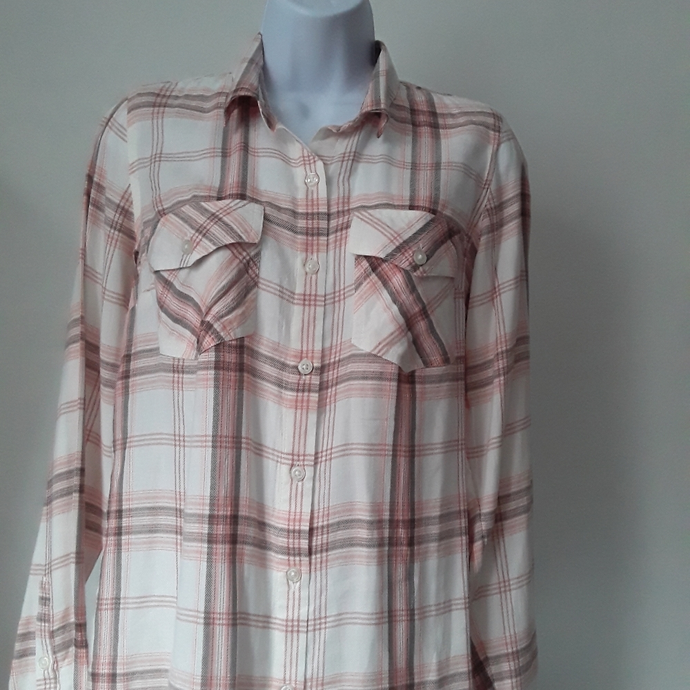Gesica Simpson shirt women